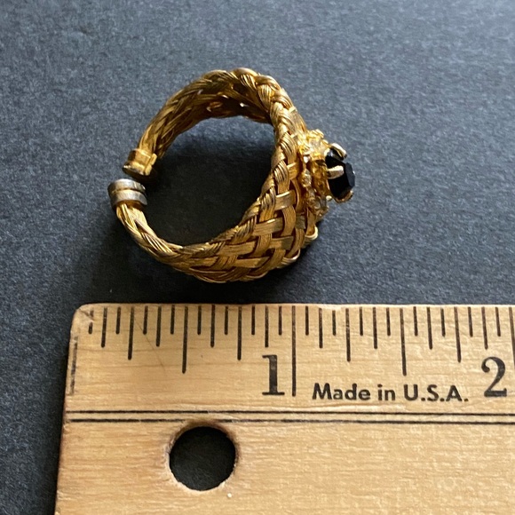Black stone gold tone basket weave ring vintage - Picture 12 of 16